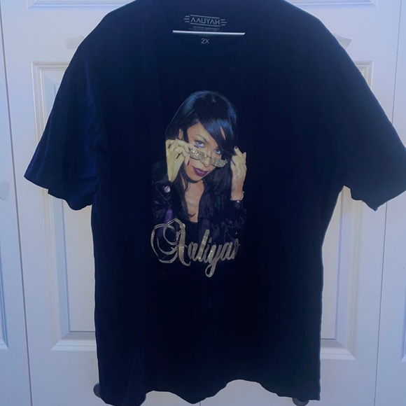 Aaliyah graphic tee - Picture 1 of 1